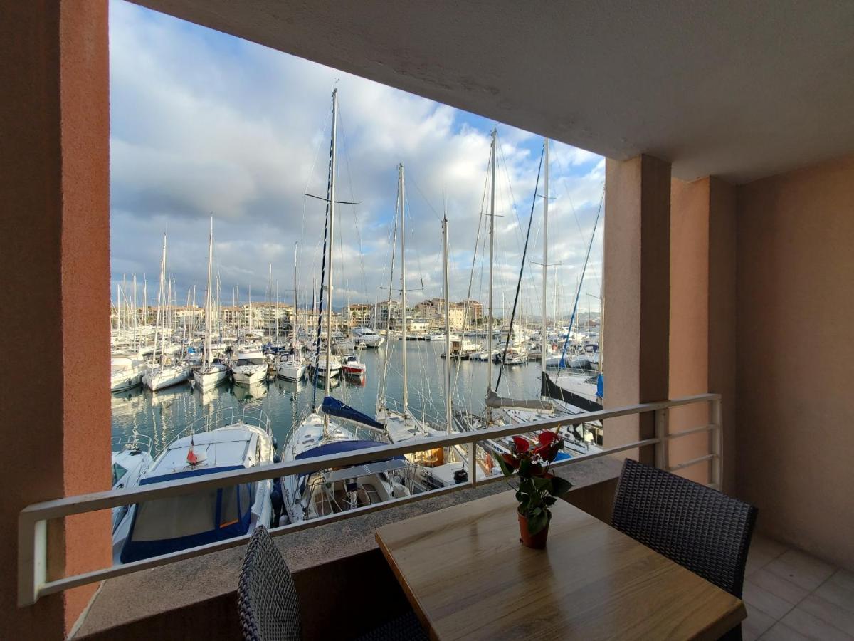 Cap Hermes Vue Port 30m2 Climatise Piscine Apartment Fréjus